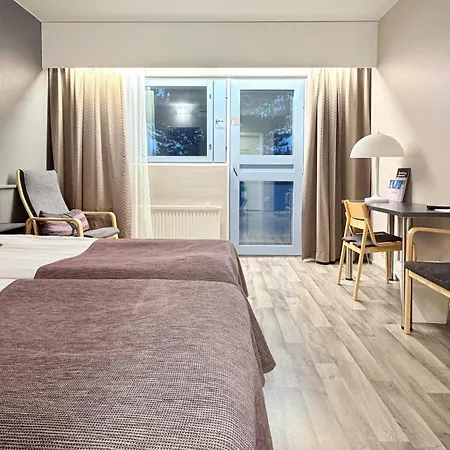 Kivitippu Hotel 3*
