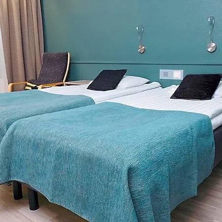 Kivitippu Hotel 3*